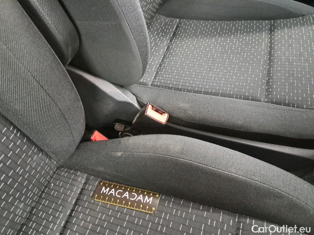  Mercedes  Vito MERCEDES-BENZ  Compact  2020  4P  Fourgon tôlé 114 CDI Compact Pro traction #16