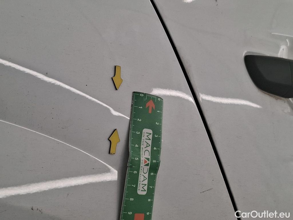  Peugeot  208  Premium 1.5 HDi 100CV BVM6 E6d #41