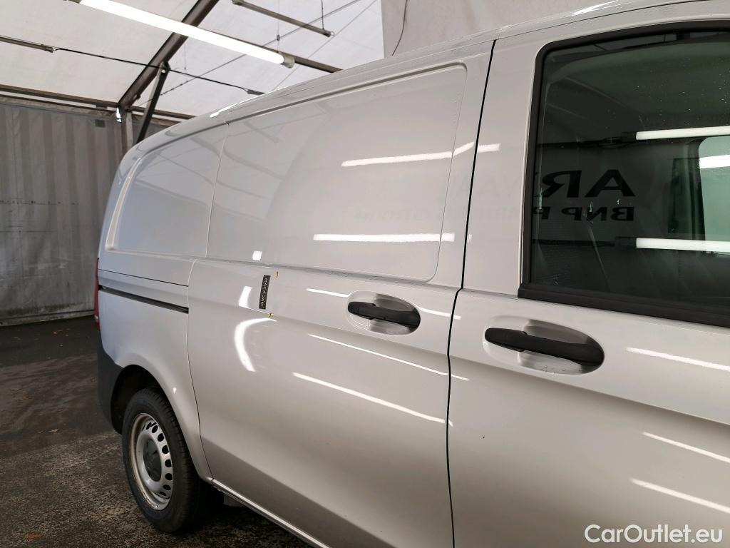  Mercedes  Vito MERCEDES-BENZ  Compact  2020  4P  Fourgon tôlé 114 CDI Compact Pro traction #7