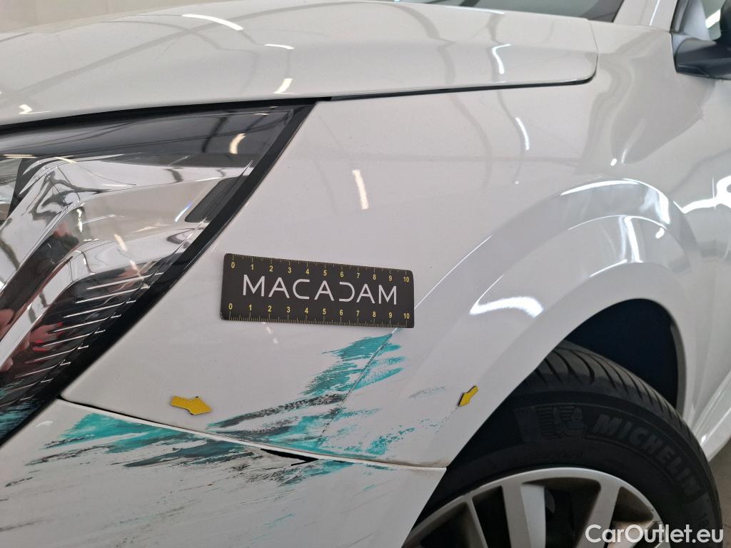  Peugeot  208  Premium 1.5 HDi 100CV BVM6 E6d #42