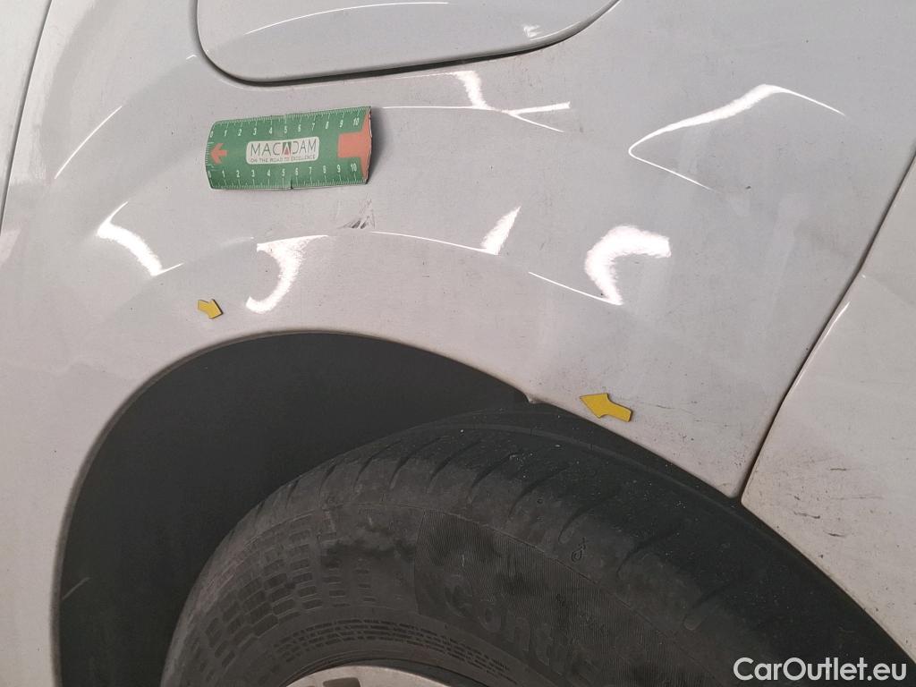  Peugeot  208  Premium 1.5 HDi 100CV BVM6 E6d #9