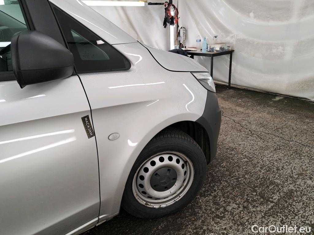  Mercedes  Vito MERCEDES-BENZ  Compact  2020  4P  Fourgon tôlé 114 CDI Compact Pro traction #13