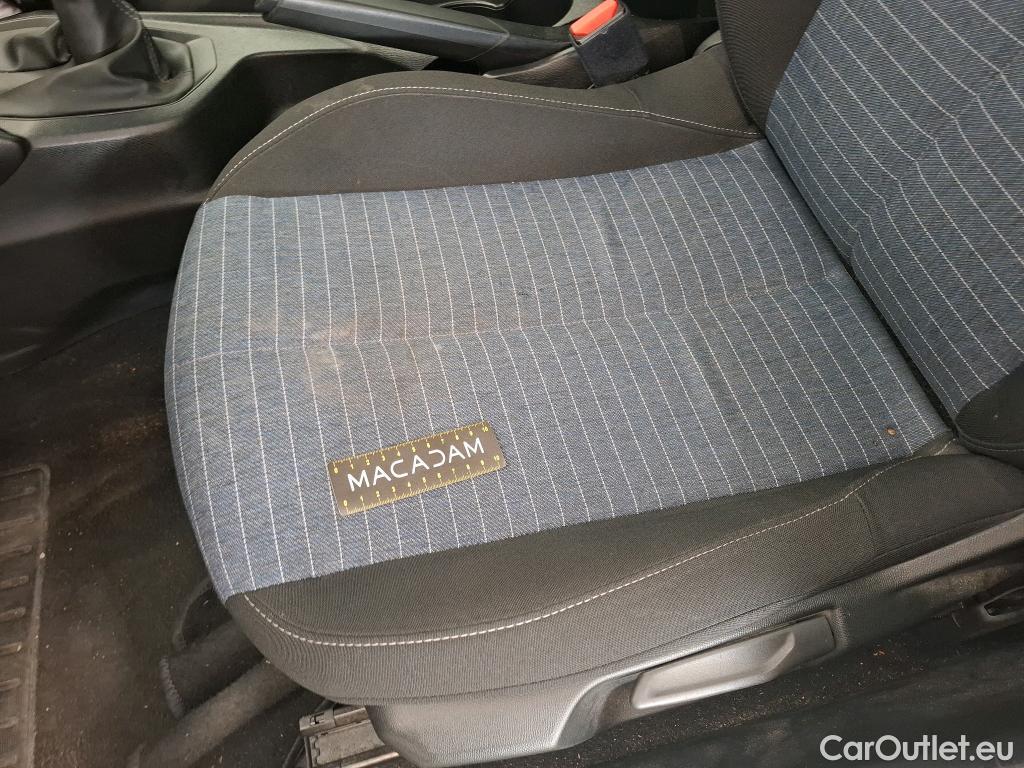  Peugeot  208  Premium 1.5 HDi 100CV BVM6 E6d #37