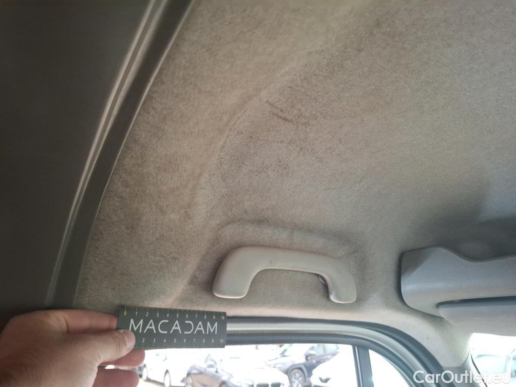  Renault  Master RENAULT  VU 4p Fourgon Gd Conf F3500 L2H2 dCi 125 #187