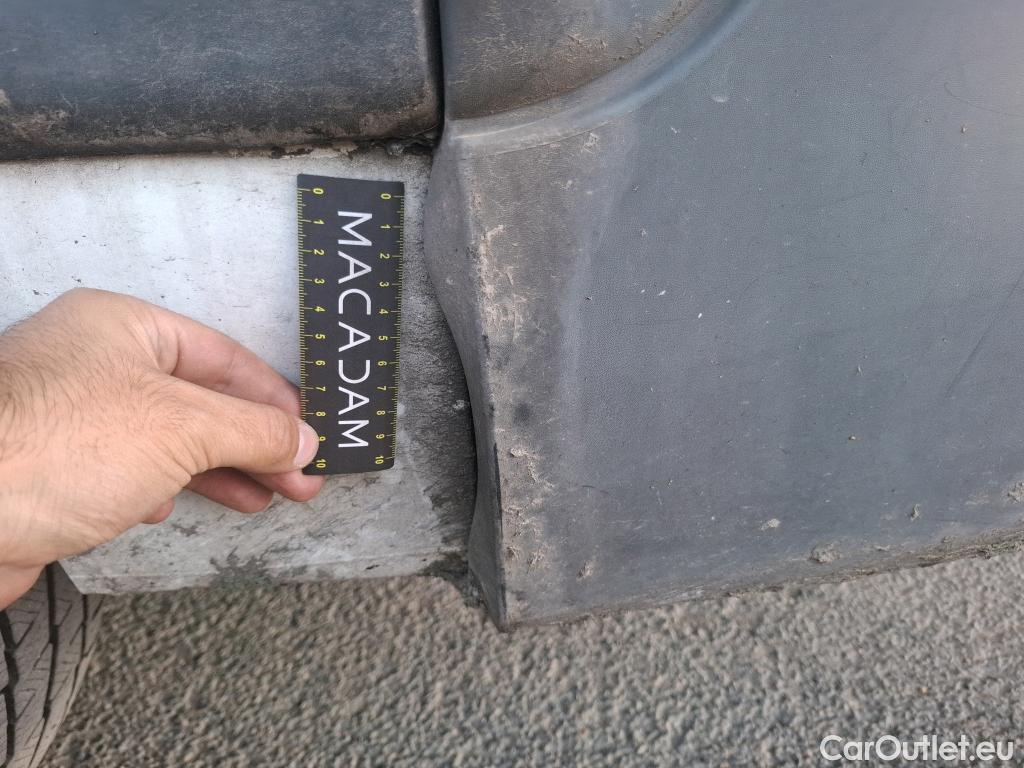  Renault  Master RENAULT  VU 4p Fourgon Gd Conf F3500 L2H2 dCi 125 #138