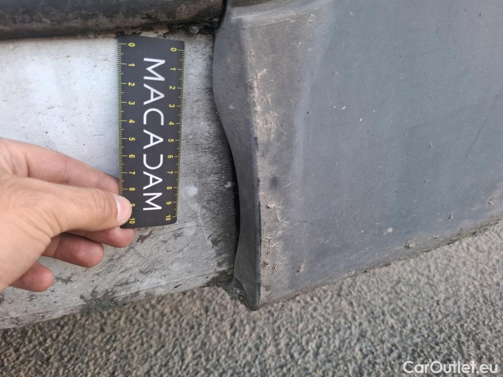  Renault  Master RENAULT  VU 4p Fourgon Gd Conf F3500 L2H2 dCi 125 #137