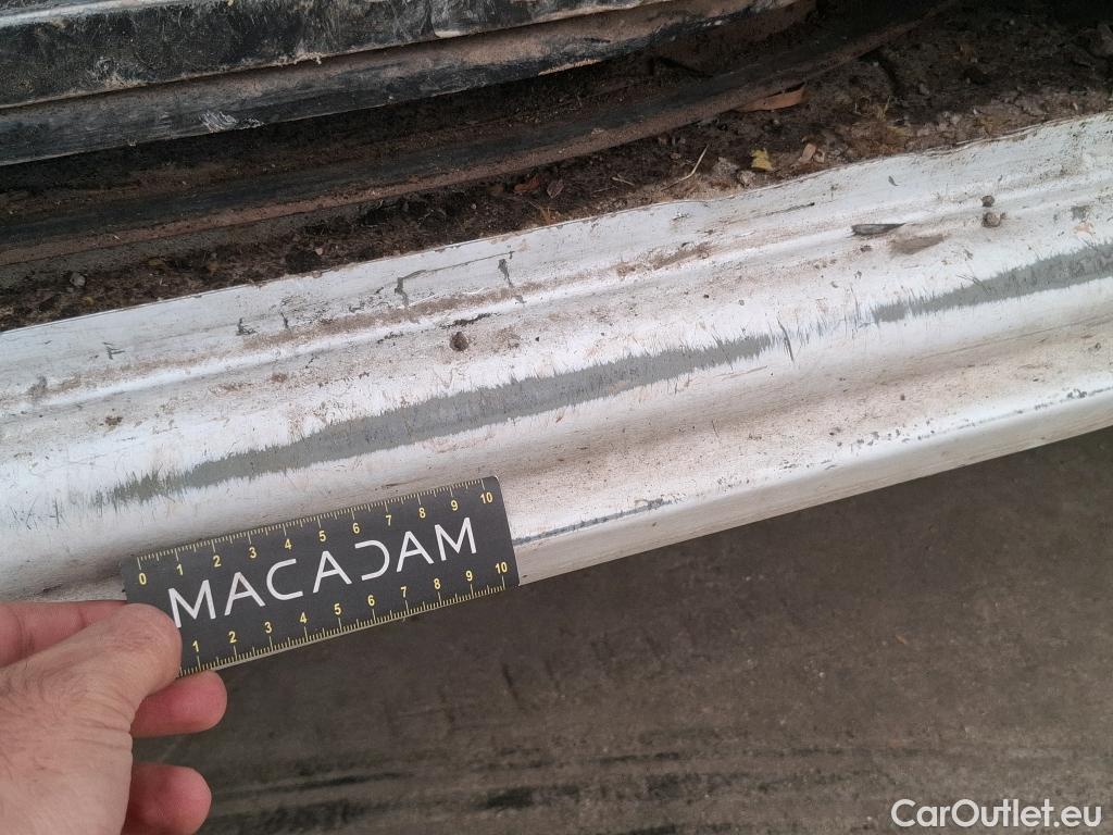  Renault  Master RENAULT  VU 4p Fourgon Gd Conf F3500 L2H2 dCi 125 #131