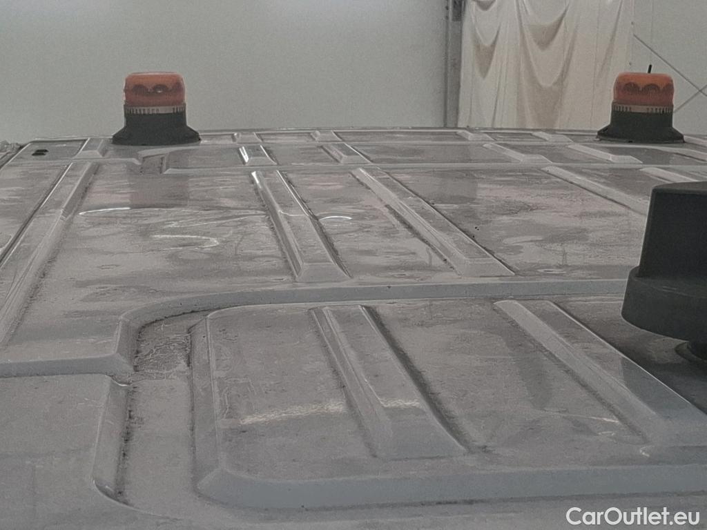  Renault  Master RENAULT  VU 4p Fourgon Gd Conf F3500 L2H2 dCi 125 #24