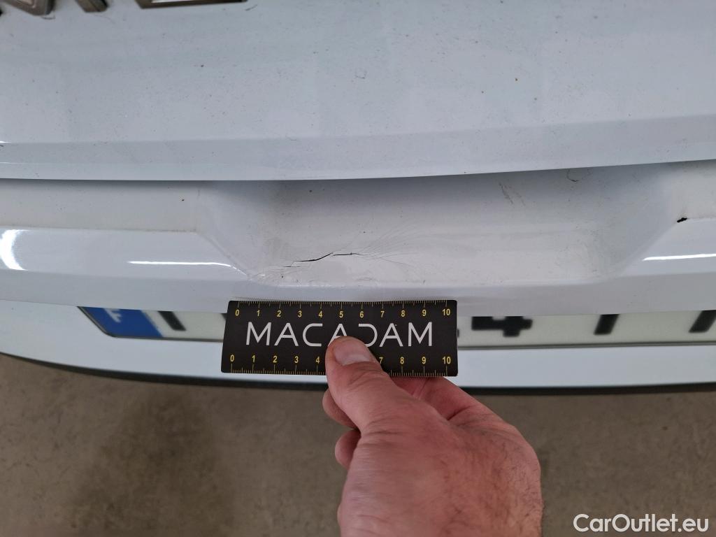  Renault  Megane  IV Berline 5pt. Société Air 1.5 dCi 90CV BVM6 E6 #17