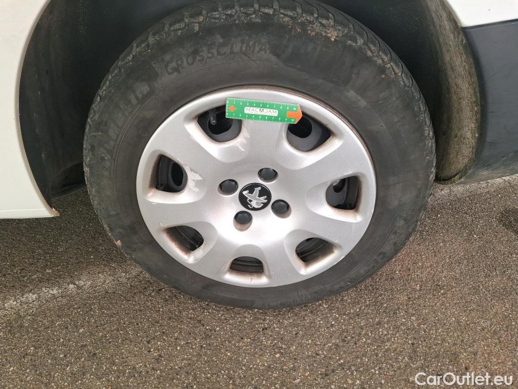  Peugeot  Partner  L1 Premium Pack 1.6 HDi 120CV BVM6 E6 #6