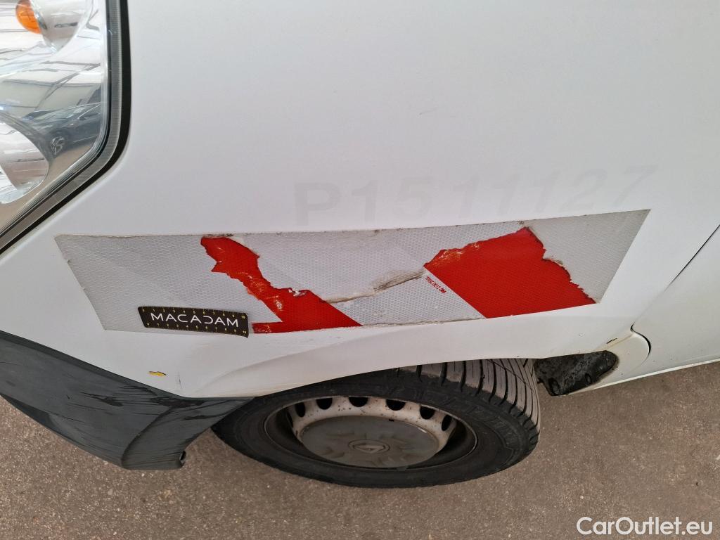  Renault  Master RENAULT  VU 4p Fourgon CA GC F3500 L2H2 dCi 125 #9