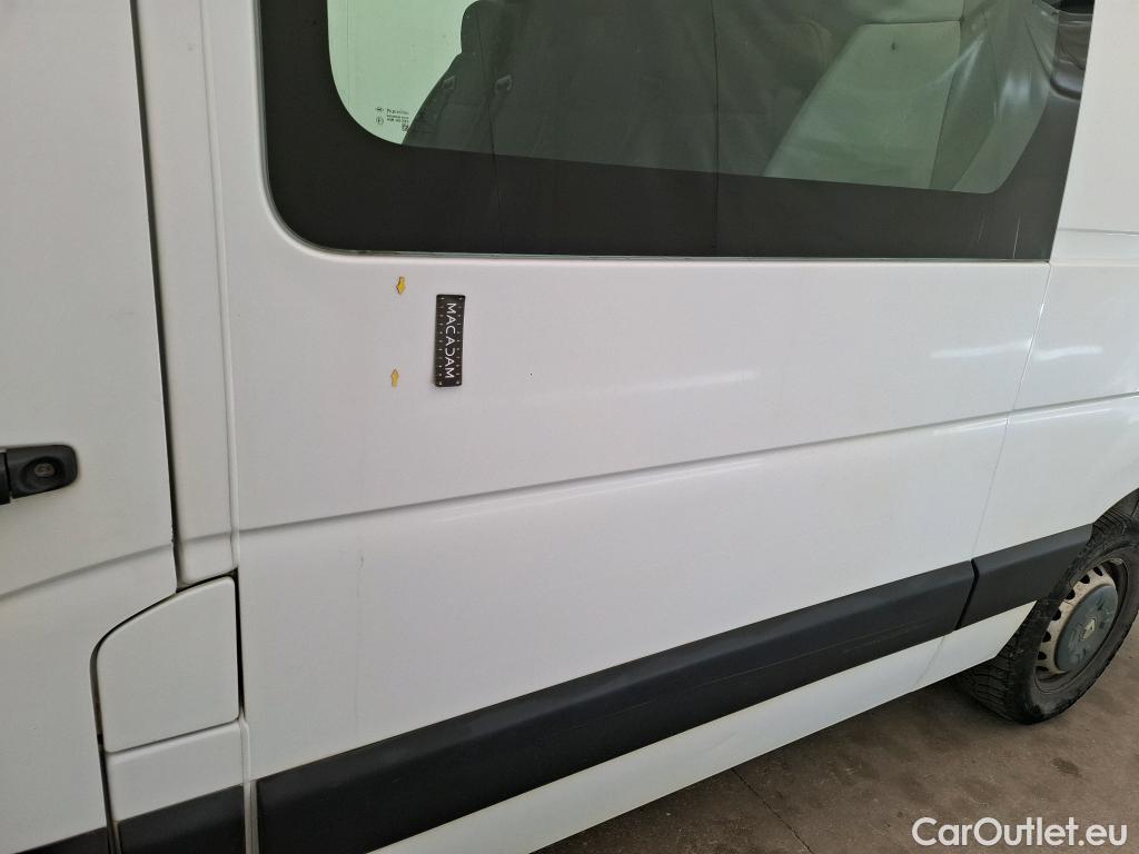  Renault  Master RENAULT  VU 4p Fourgon CA GC F3500 L2H2 dCi 125 #5