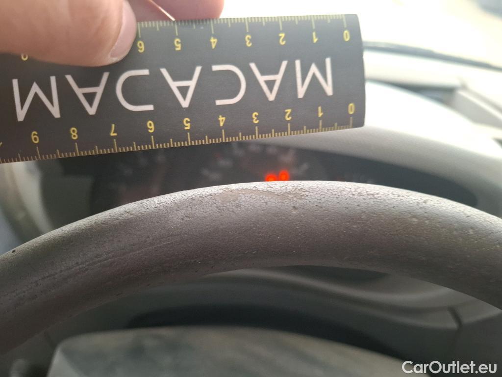  Renault  Master RENAULT  VU 4p Fourgon Gd Conf F3500 L2H2 dCi 125 #69