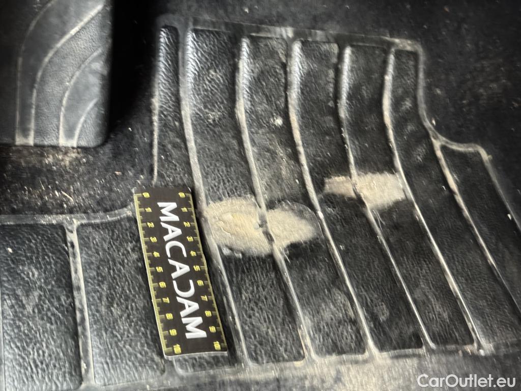  Renault  Megane  IV Berline 5pt. Société Air 1.5 dCi 90CV BVM6 E6 #13