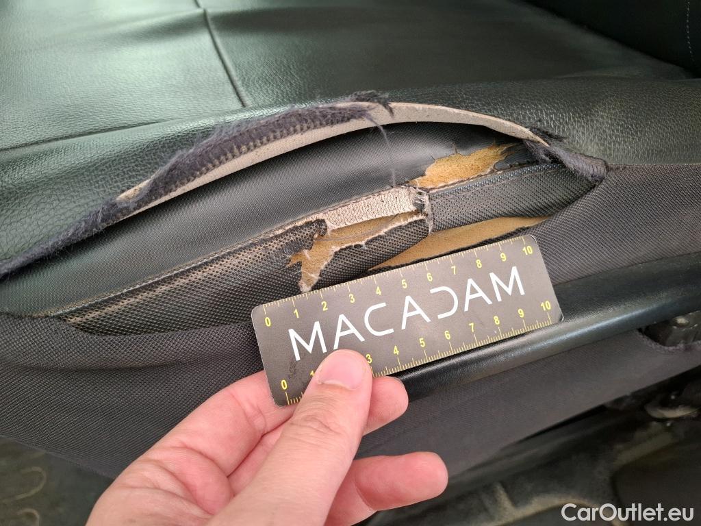  Renault  Master RENAULT  VU 4p Fourgon CA GC F3500 L2H2 dCi 125 #11