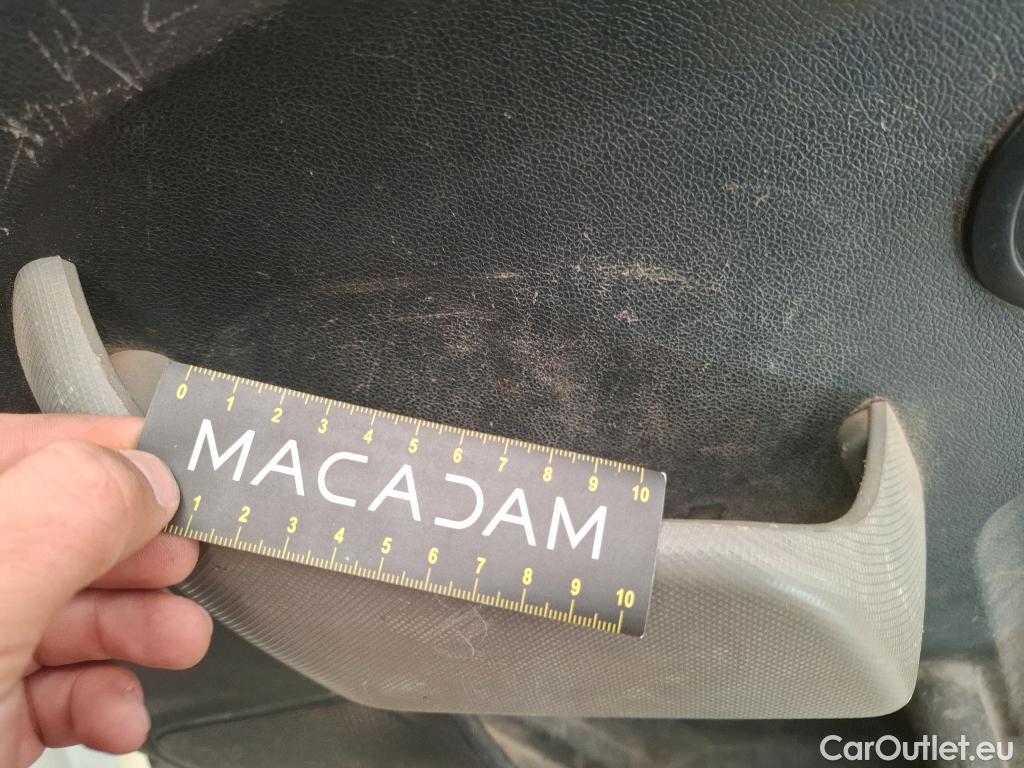  Renault  Master RENAULT  VU 4p Fourgon Gd Conf F3500 L2H2 dCi 125 #158