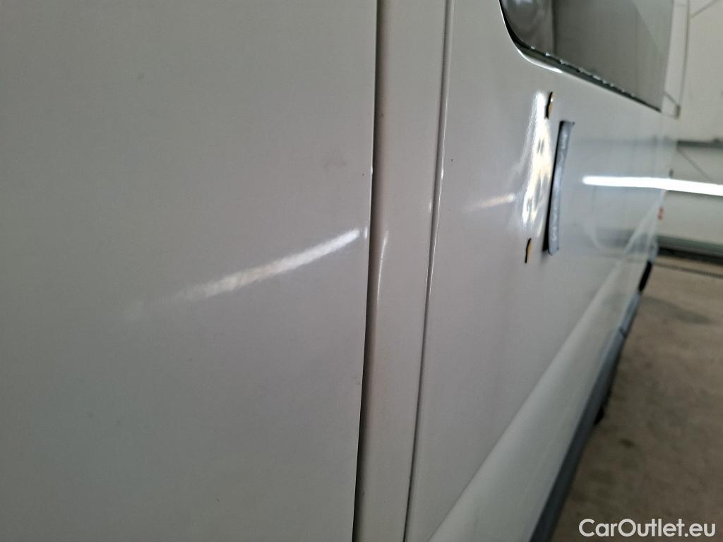  Renault  Master RENAULT  VU 4p Fourgon CA GC F3500 L2H2 dCi 125 #6