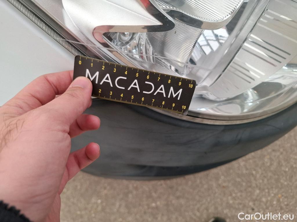  Renault  Master RENAULT  VU 4p Fourgon CA GC F3500 L2H2 dCi 125 #54