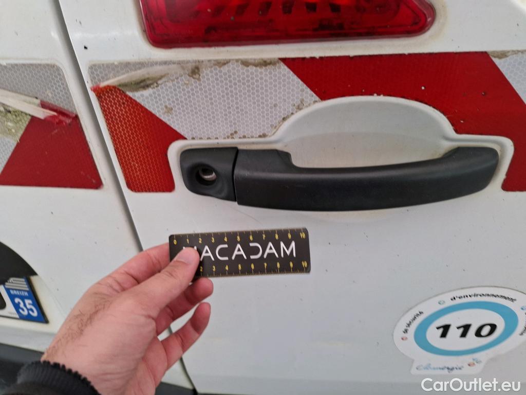  Renault  Master RENAULT  VU 4p Fourgon CA GC F3500 L2H2 dCi 125 #27