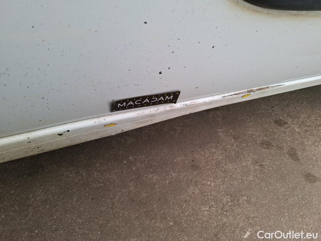  Renault  Master RENAULT  VU 4p Fourgon CA GC F3500 L2H2 dCi 125 #18