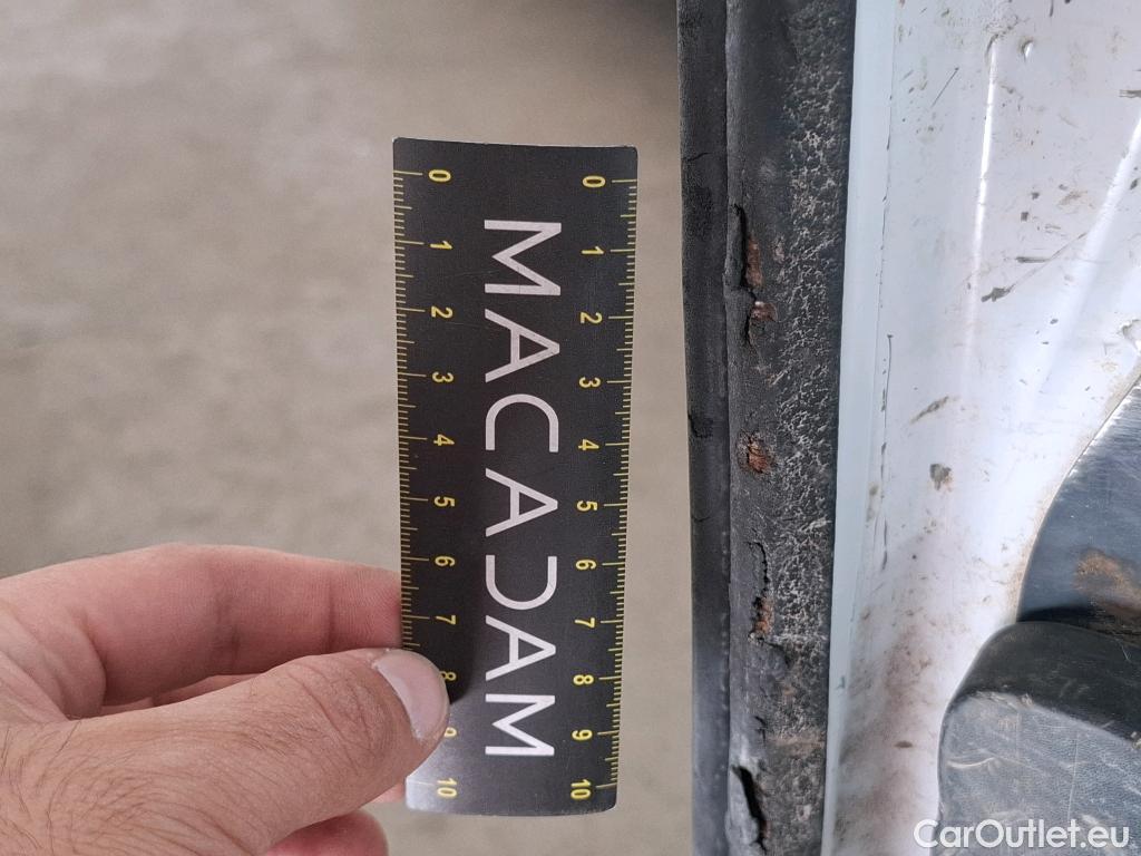  Renault  Master RENAULT  VU 4p Fourgon Gd Conf F3500 L2H2 dCi 125 #143