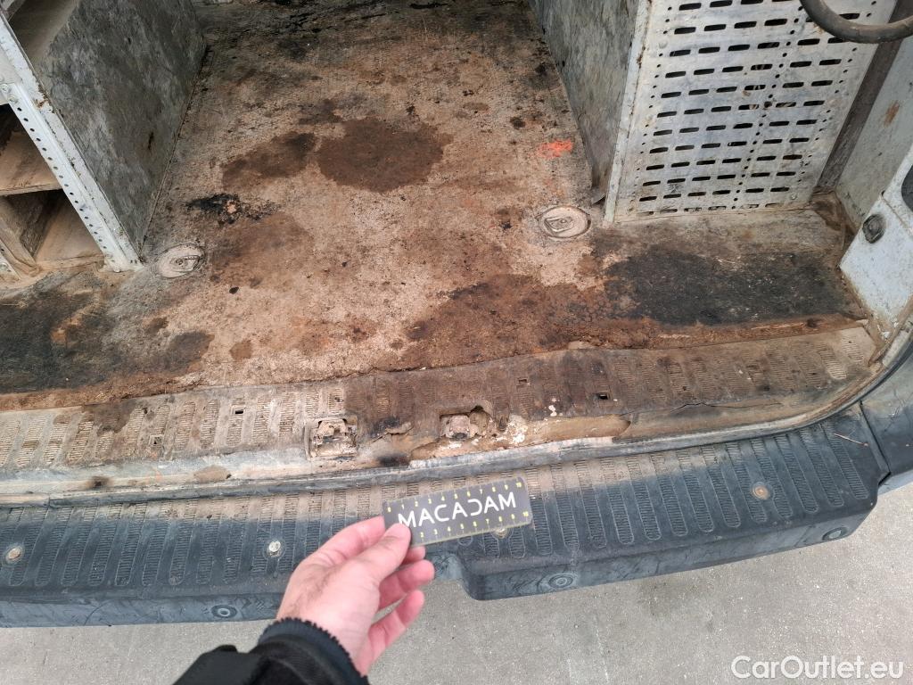  Renault  Master RENAULT  VU 4p Fourgon CA GC F3500 L2H2 dCi 125 #49