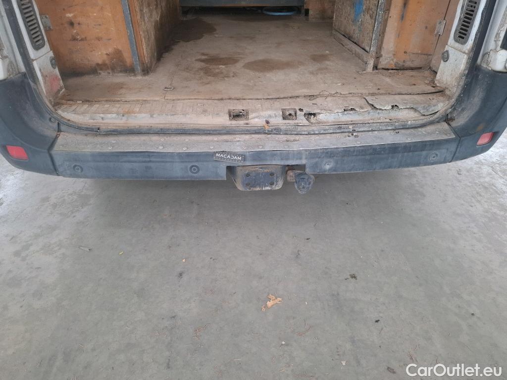  Renault  Master RENAULT  VU 4p Fourgon Gd Conf F3500 L2H2 dCi 125 #79