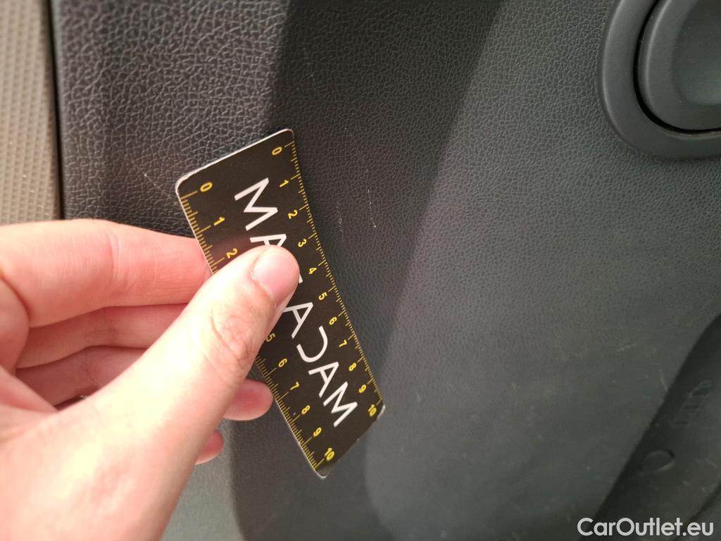  Renault  Master RENAULT  VU 4p Fourgon CA GC F3500 L2H2 dCi 125 #40