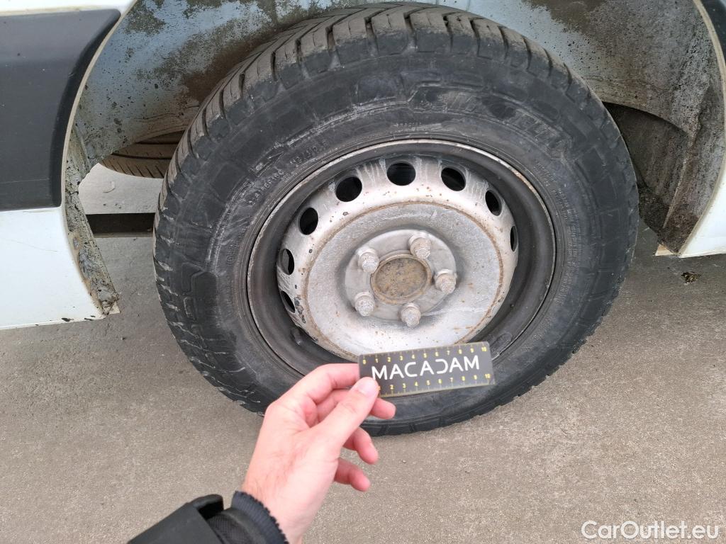  Renault  Master RENAULT  VU 4p Fourgon CA GC F3500 L2H2 dCi 125 #58