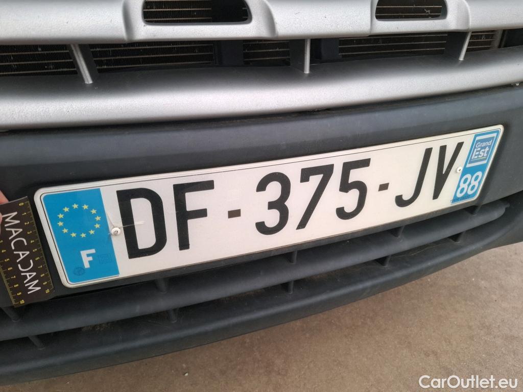  Renault  Master RENAULT  VU 4p Fourgon Gd Conf F3500 L2H2 dCi 125 #184