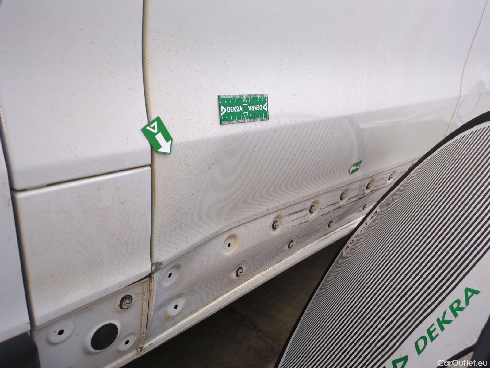  Renault  Trafic  III Fourgon Grand Confort L2H1 1200 1.6 dCi 125CV BVM6 E6 #97