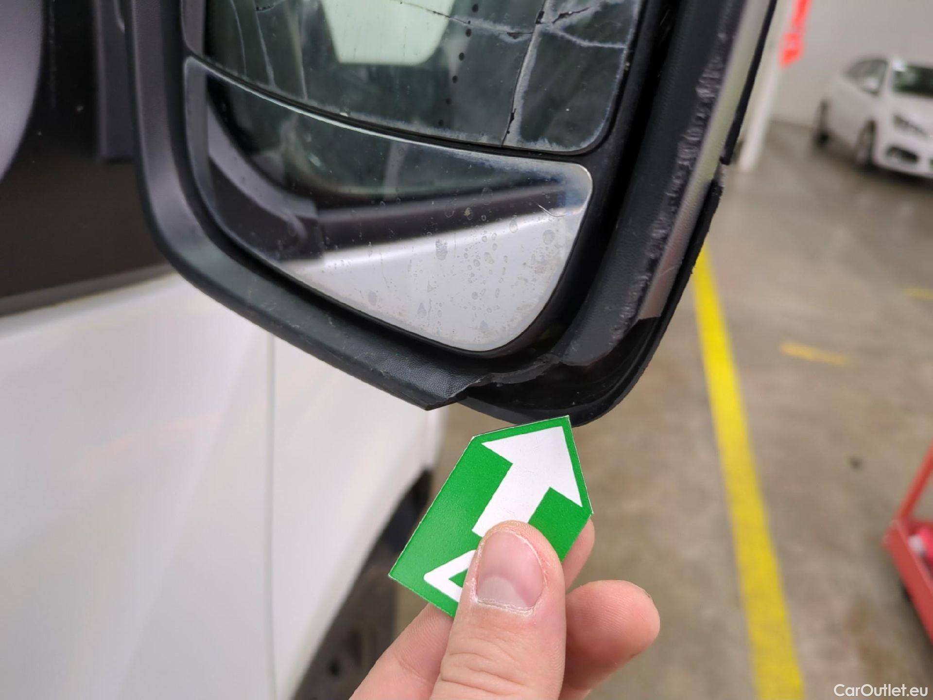  Renault  Trafic  III Fourgon Grand Confort L2H1 1200 1.6 dCi 125CV BVM6 E6 #68