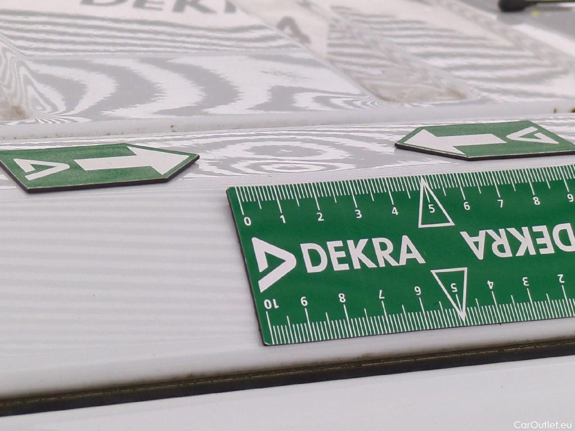  Renault  Trafic  III Fourgon Grand Confort L2H1 1200 1.6 dCi 125CV BVM6 E6 #138