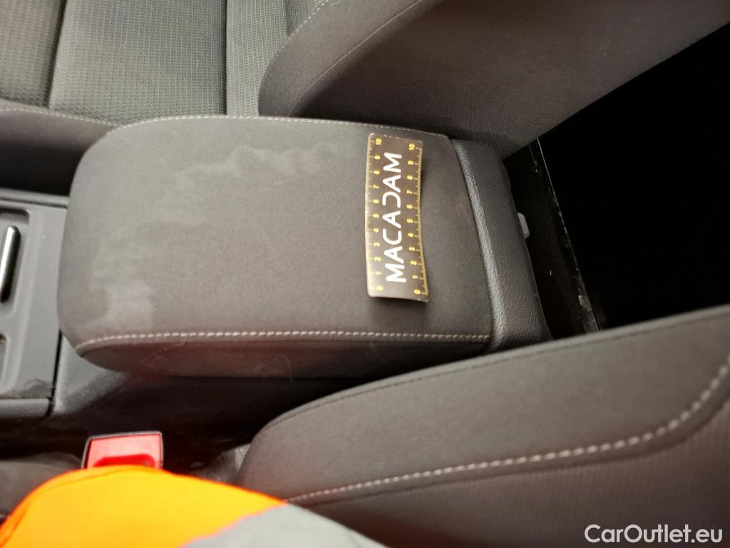  Volkswagen  Golf  VII Berline Connect Start-Stopp 1.6 TDI 115CV BVM5 E6dT / TRANSFO VP/VF #26