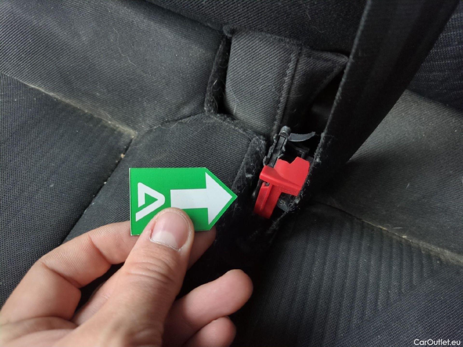  Renault  Trafic  III Fourgon Grand Confort L2H1 1200 1.6 dCi 125CV BVM6 E6 #2