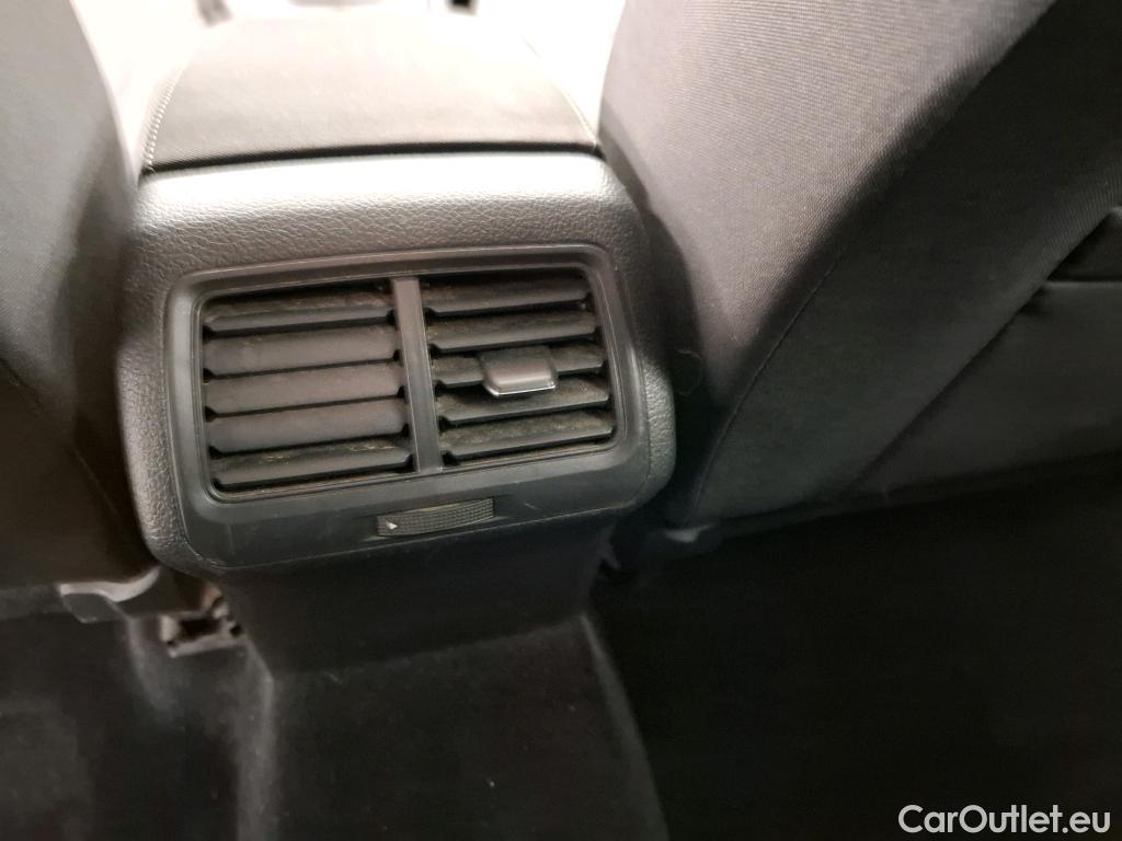  Volkswagen  Golf  VII Berline Connect Start-Stopp 1.6 TDI 115CV BVM5 E6dT / TRANSFO VP/VF #23