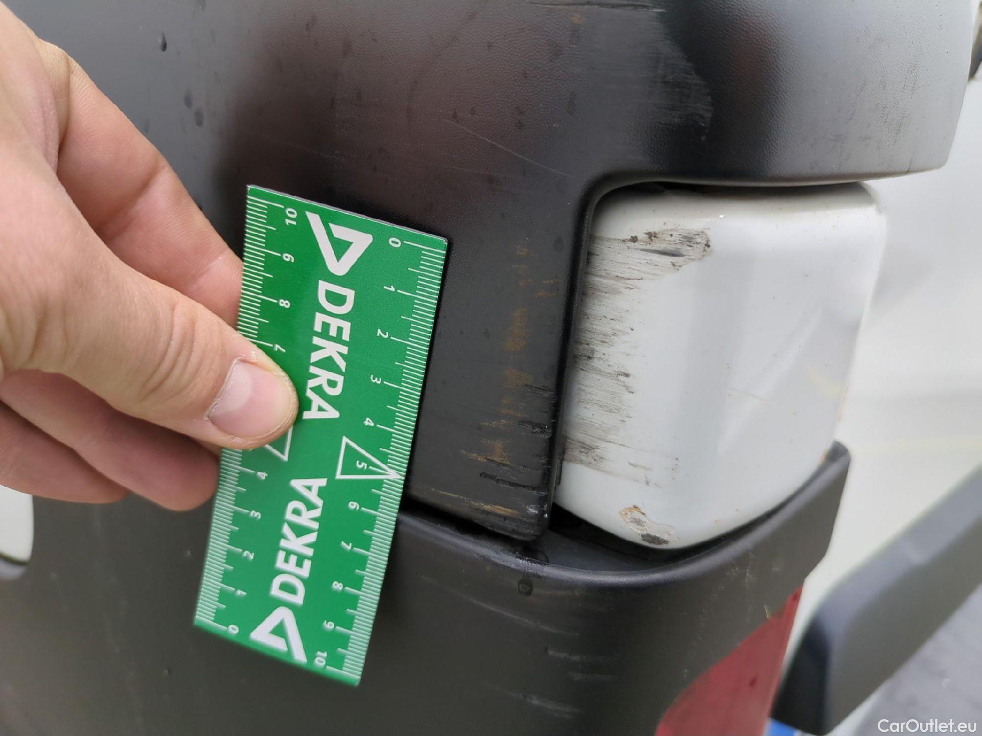  Renault  Trafic  III Fourgon Grand Confort L2H1 1200 1.6 dCi 125CV BVM6 E6 #113