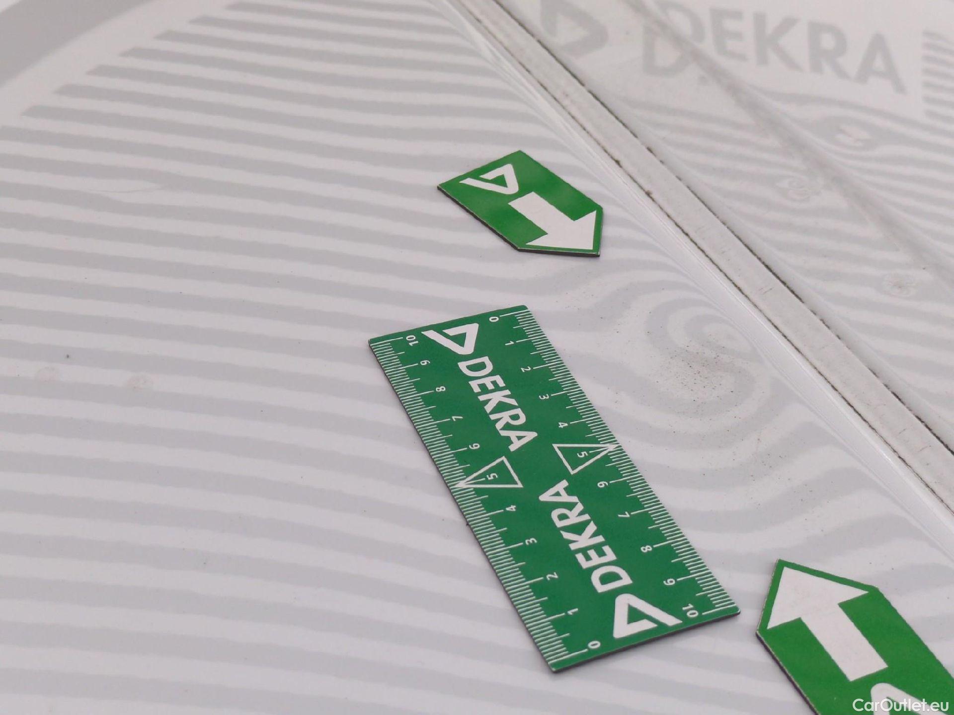  Renault  Trafic  III Fourgon Grand Confort L2H1 1200 1.6 dCi 125CV BVM6 E6 #143