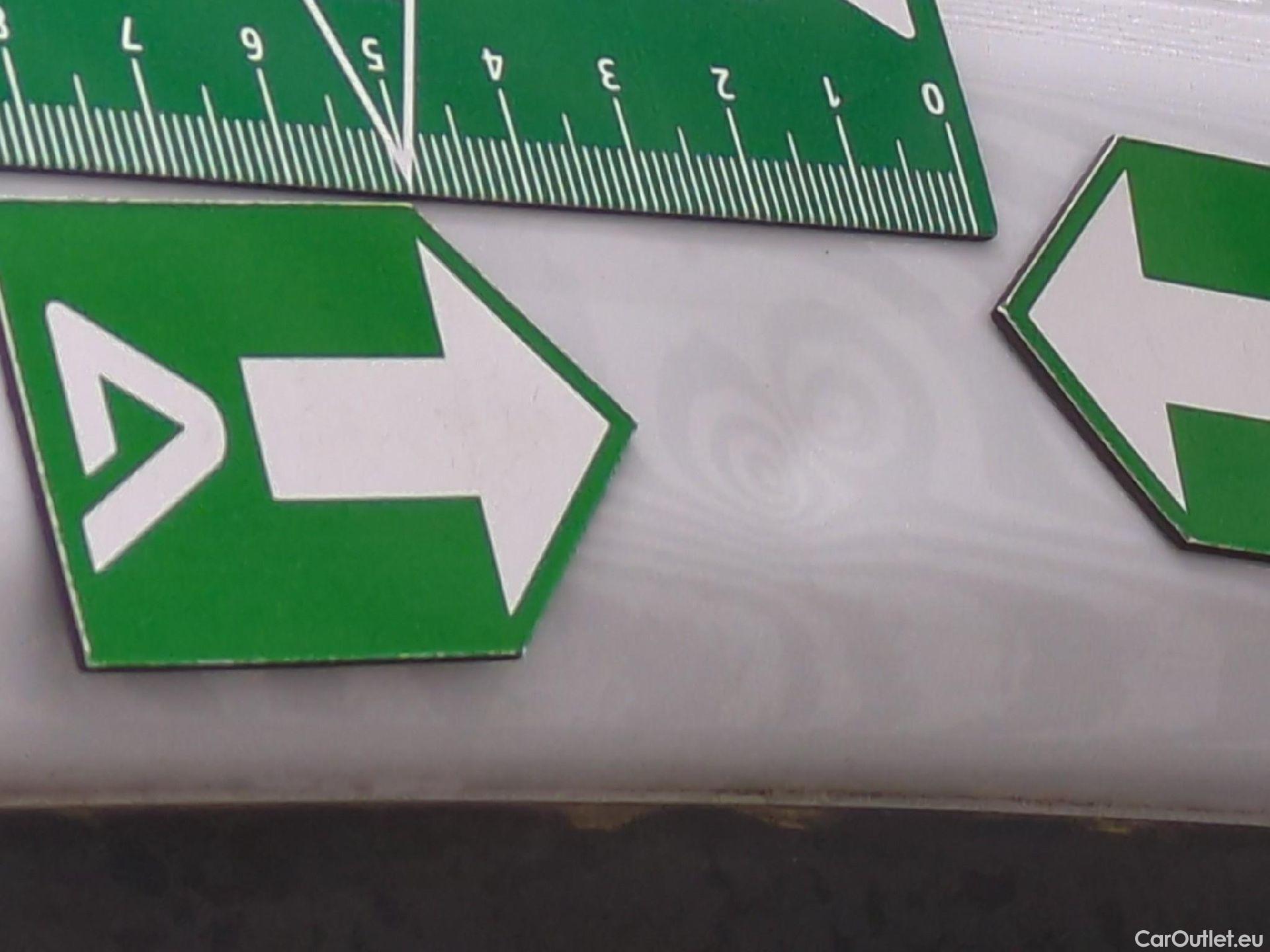  Renault  Trafic  III Fourgon Grand Confort L2H1 1200 1.6 dCi 125CV BVM6 E6 #61