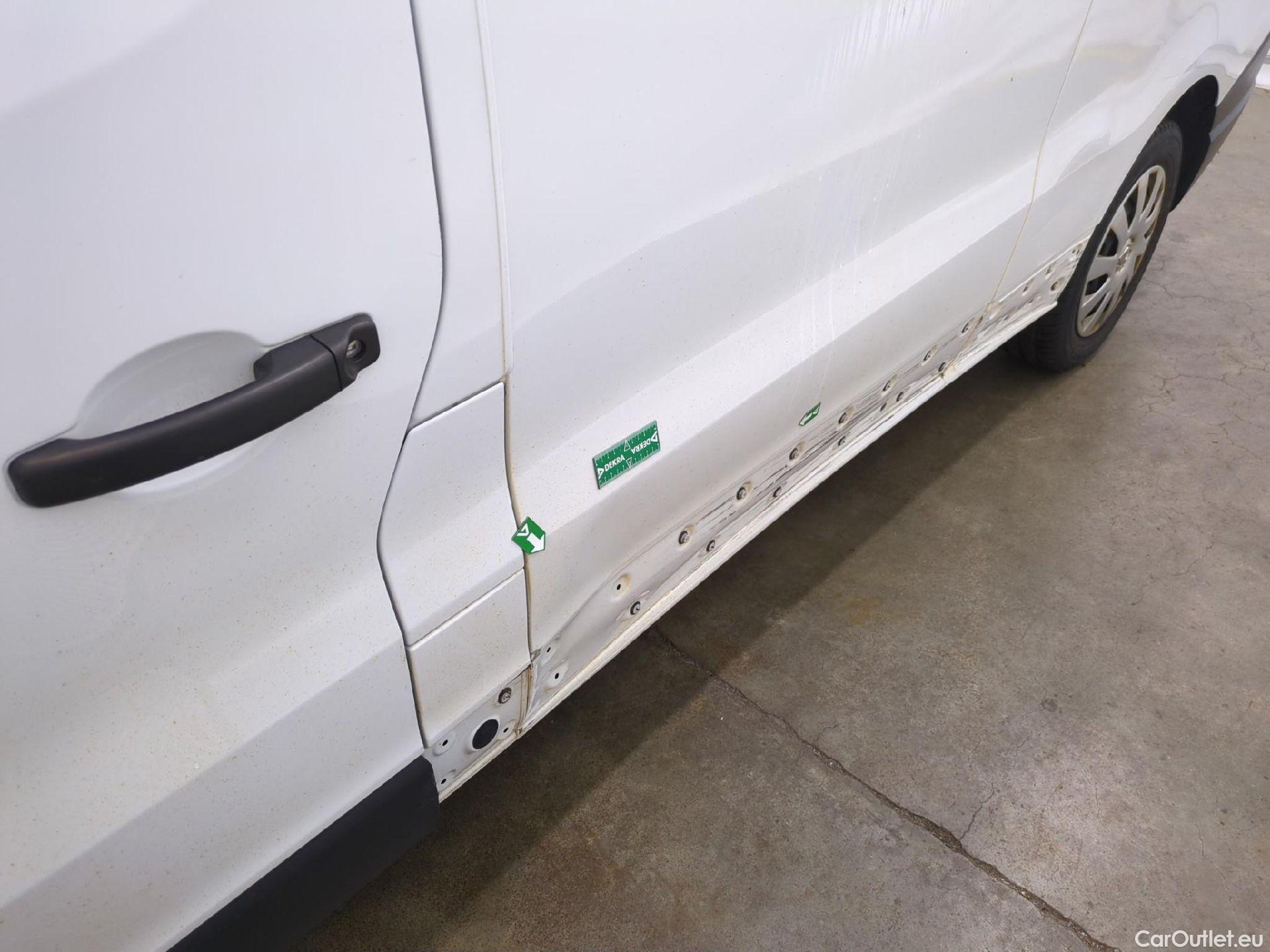  Renault  Trafic  III Fourgon Grand Confort L2H1 1200 1.6 dCi 125CV BVM6 E6 #96