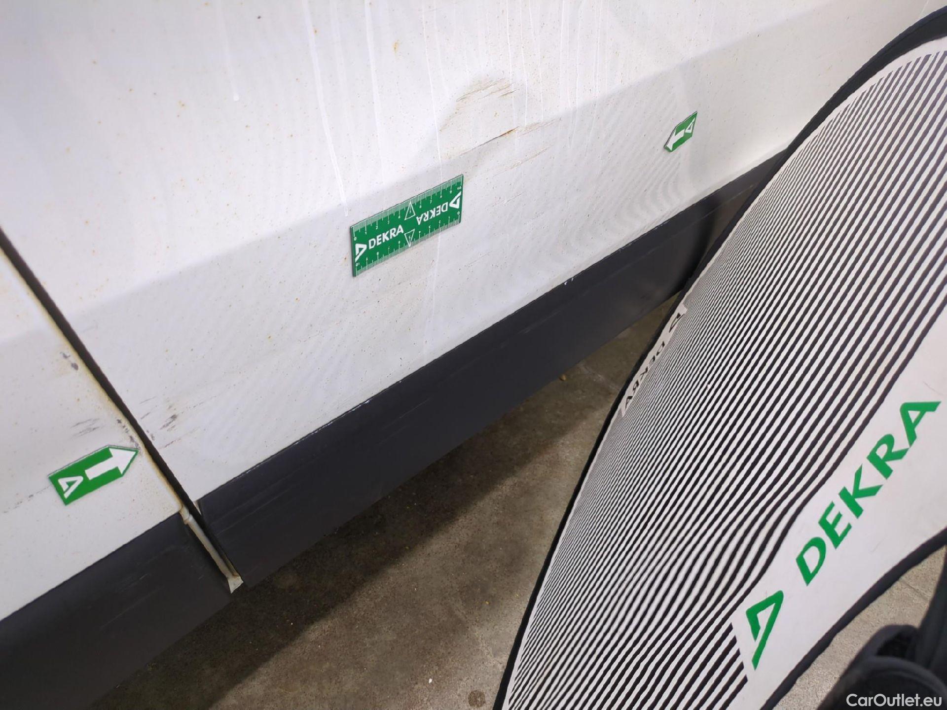  Renault  Trafic  III Fourgon Grand Confort L2H1 1200 1.6 dCi 125CV BVM6 E6 #50