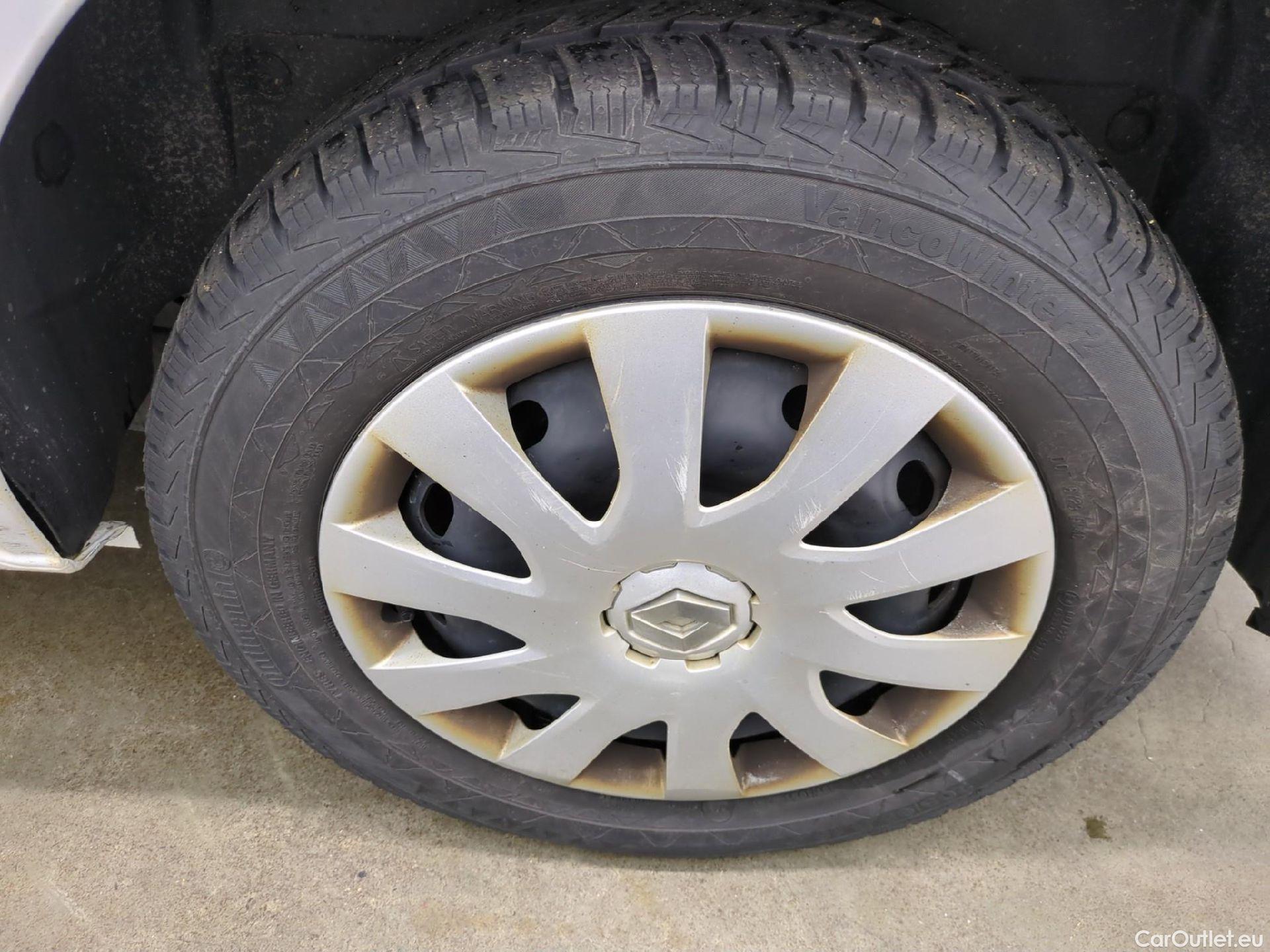  Renault  Trafic  III Fourgon Grand Confort L2H1 1200 1.6 dCi 125CV BVM6 E6 #28