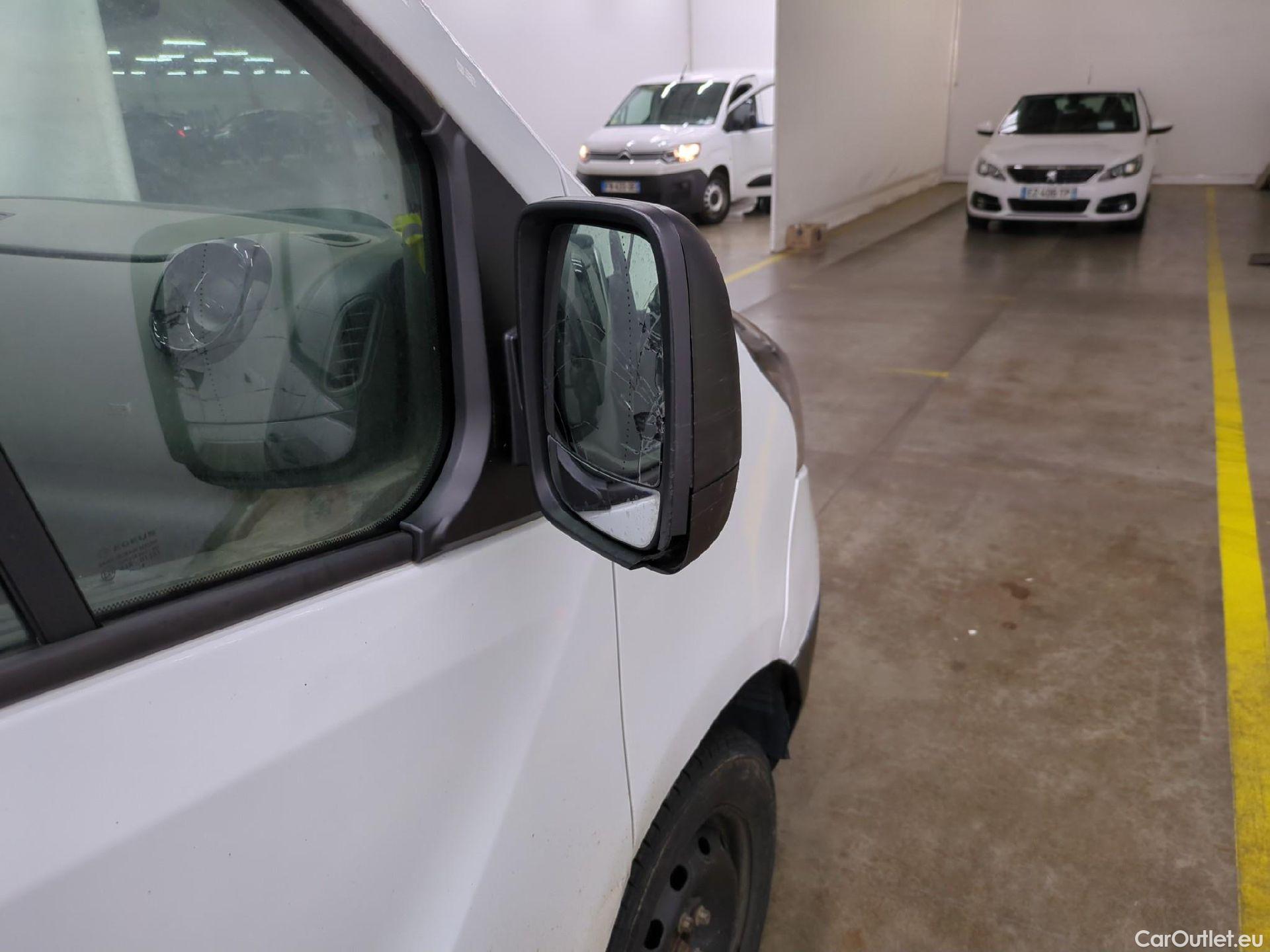  Renault  Trafic  III Fourgon Grand Confort L2H1 1200 1.6 dCi 125CV BVM6 E6 #67