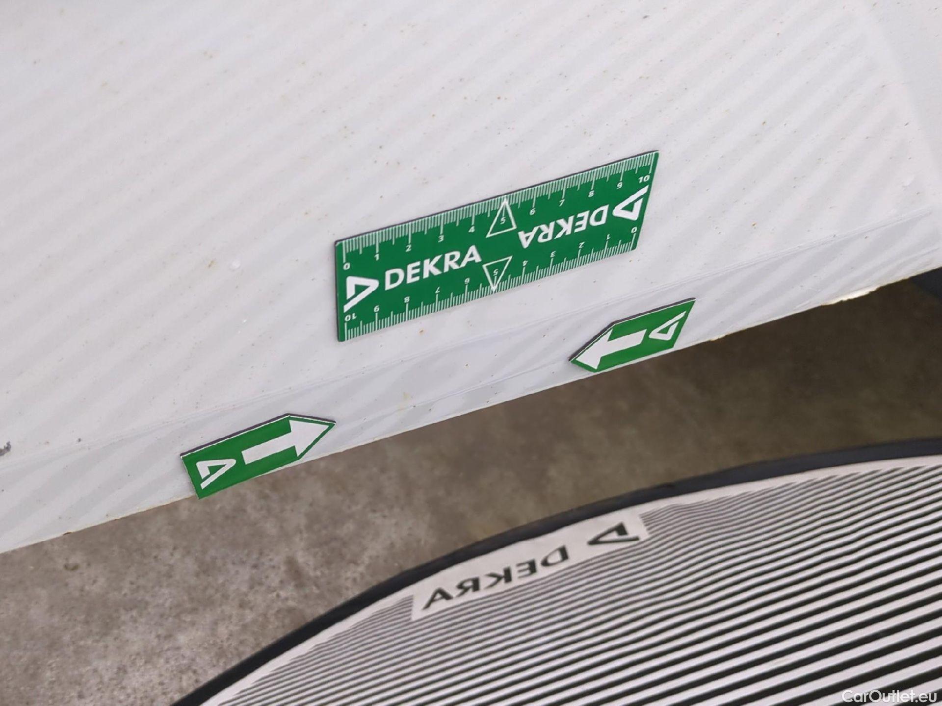  Renault  Trafic  III Fourgon Grand Confort L2H1 1200 1.6 dCi 125CV BVM6 E6 #122