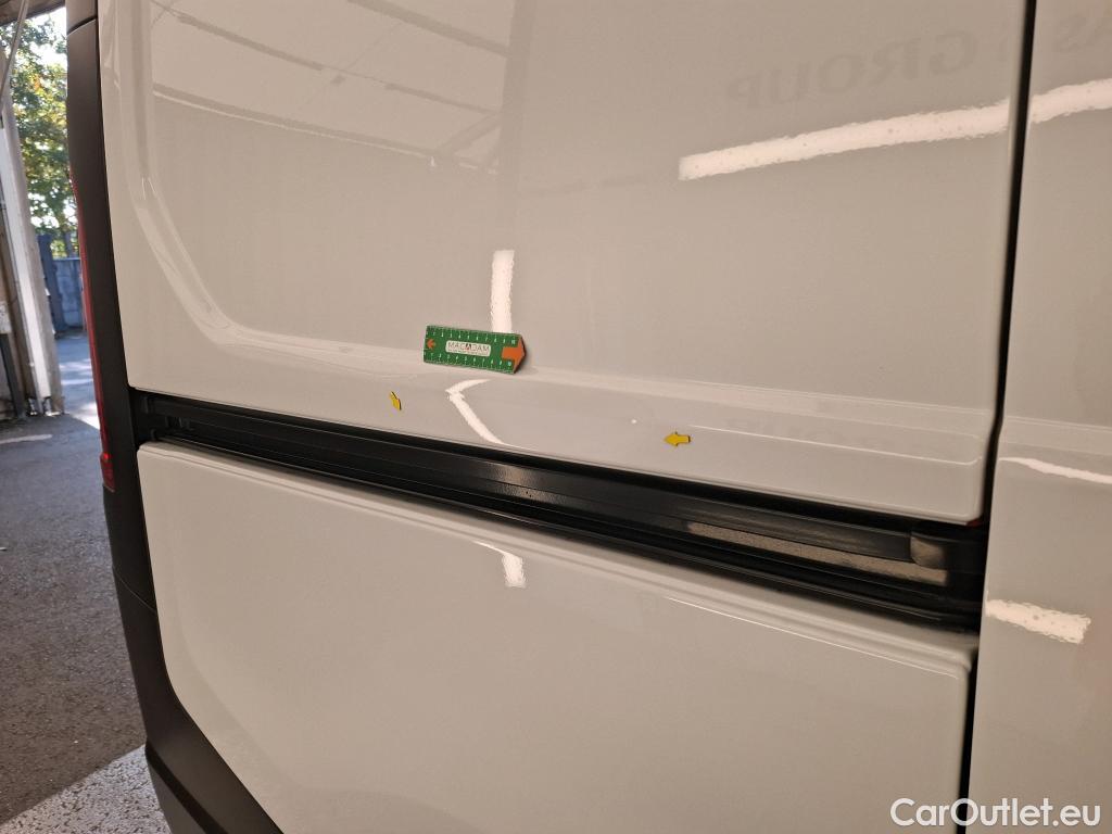  Renault  Trafic RENAULT  / 2021 / 4P / Fourgon tôlé FG CF L1H1 2T8 Blue dCi 150 EDC #1