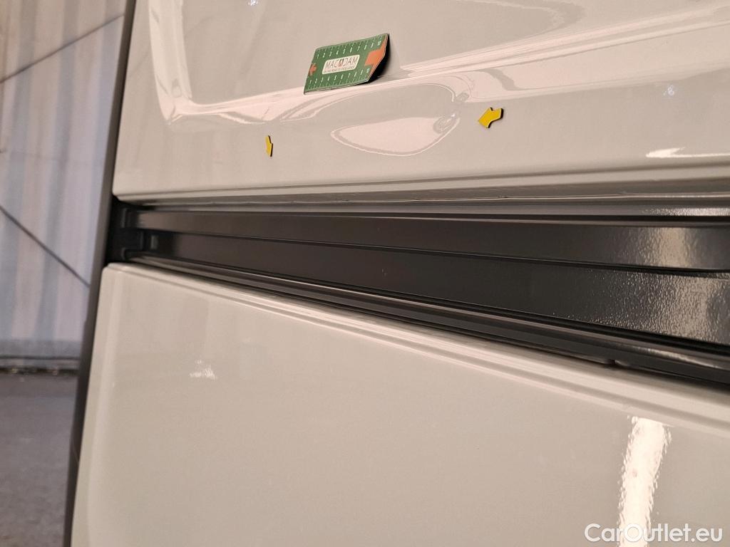  Renault  Trafic RENAULT  / 2021 / 4P / Fourgon tôlé FG CF L1H1 2T8 Blue dCi 150 EDC #3