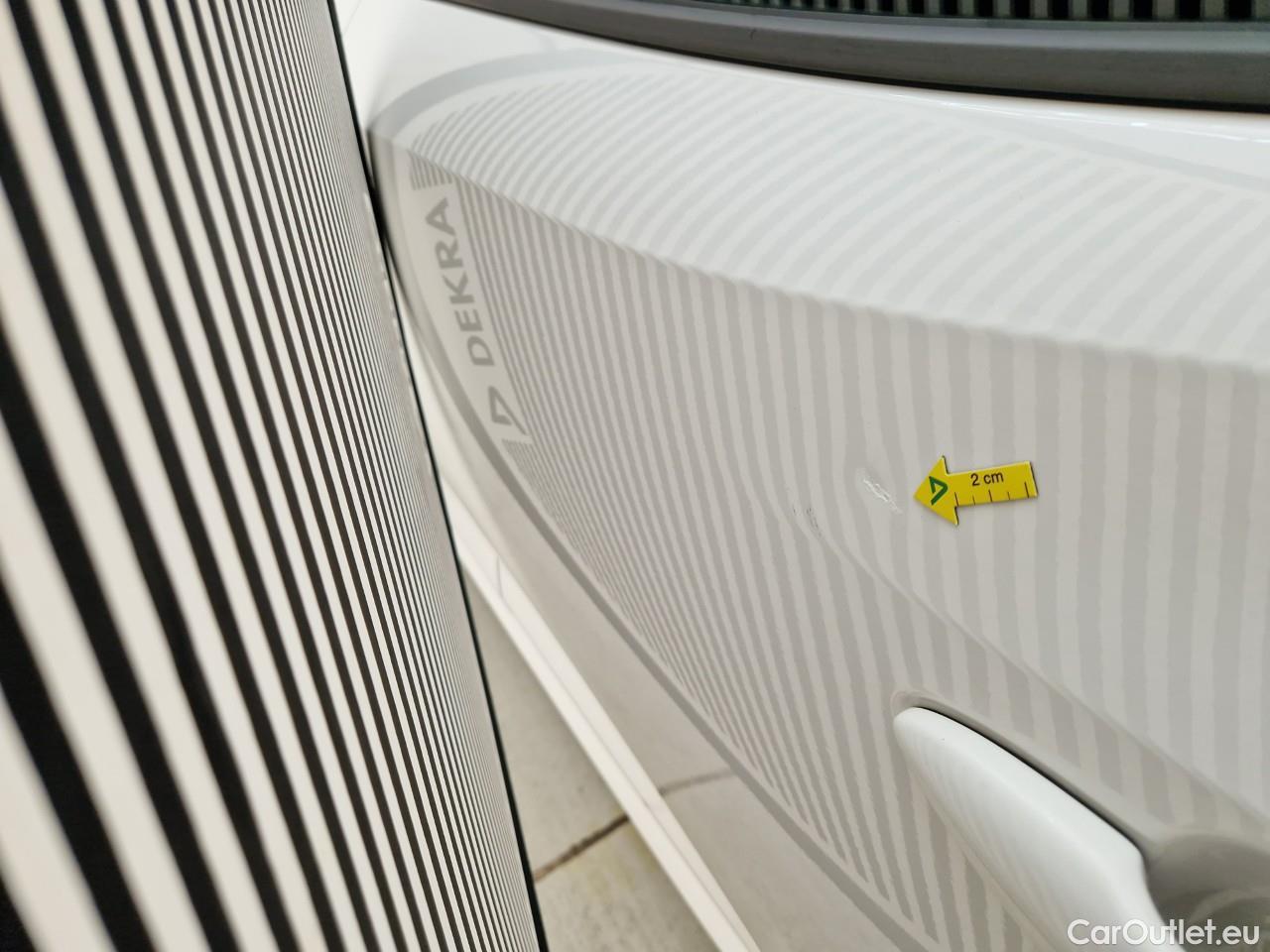  Toyota  Corolla 1.8 Hybrid Eco HSD E-CVT #24