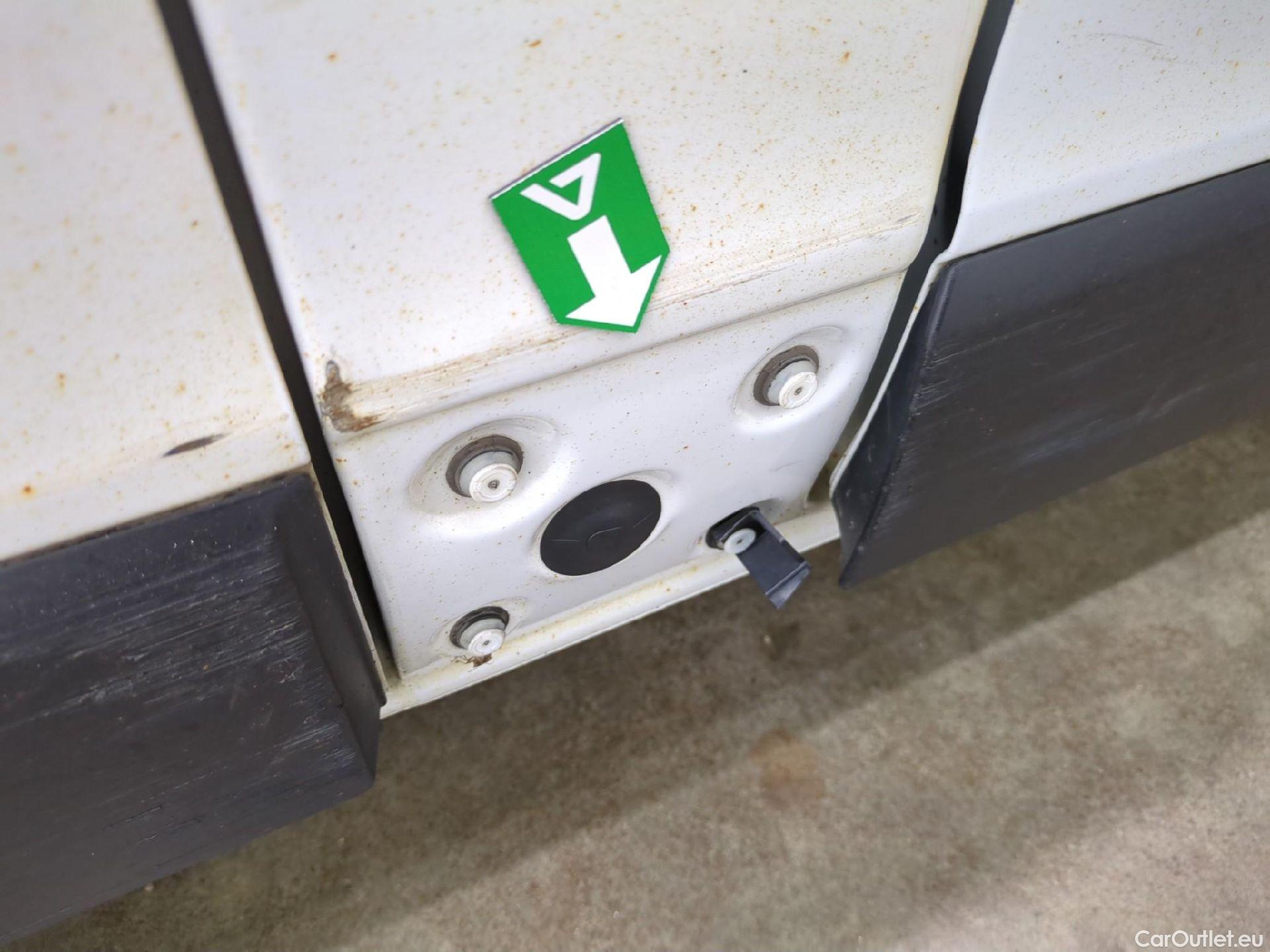  Renault  Trafic  III Fourgon Grand Confort L2H1 1200 1.6 dCi 125CV BVM6 E6 #57