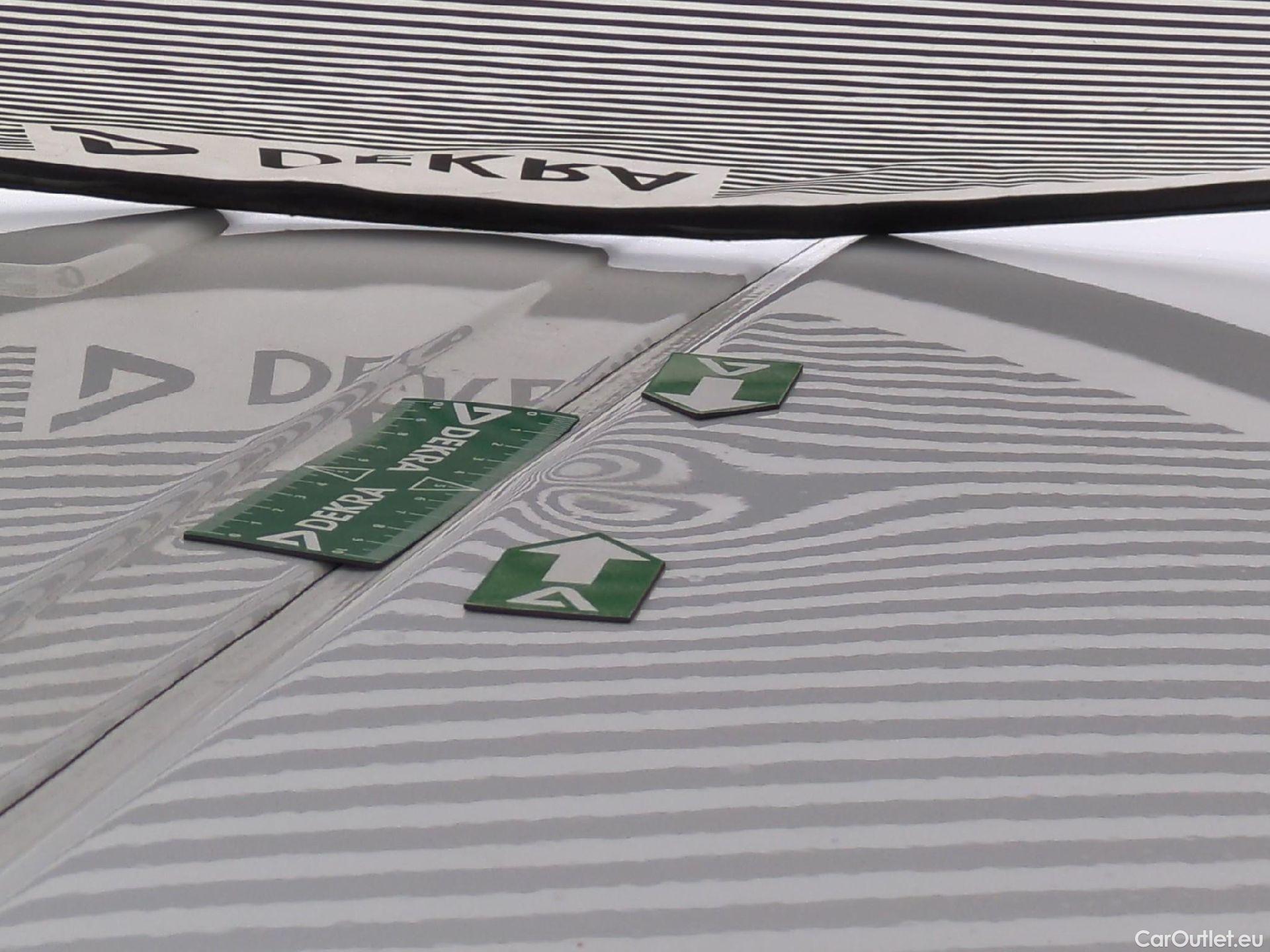  Renault  Trafic  III Fourgon Grand Confort L2H1 1200 1.6 dCi 125CV BVM6 E6 #140