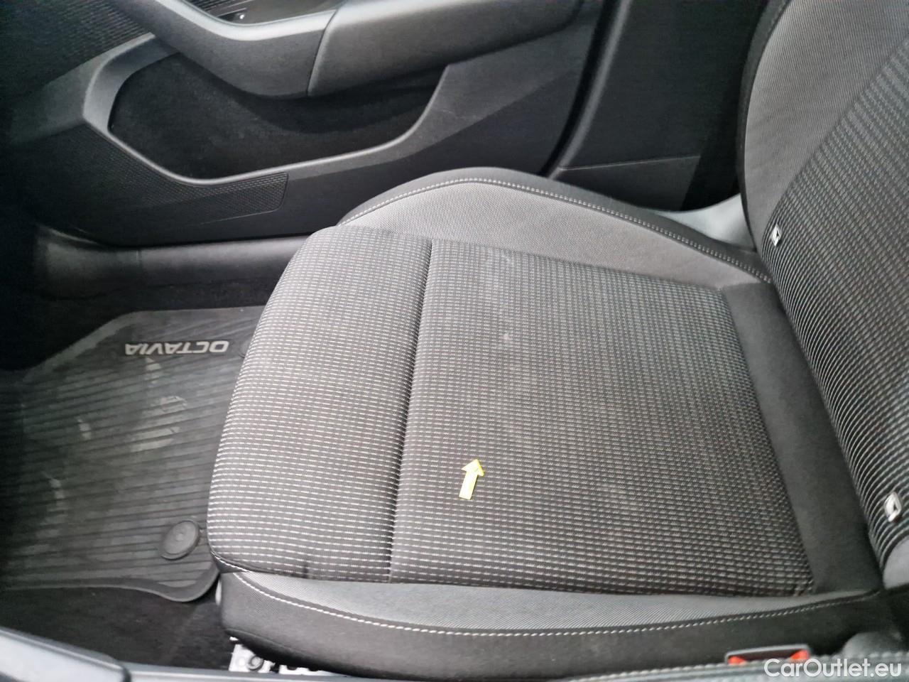  Skoda  Octavia 1.5 TSI 150CP Ambition #46